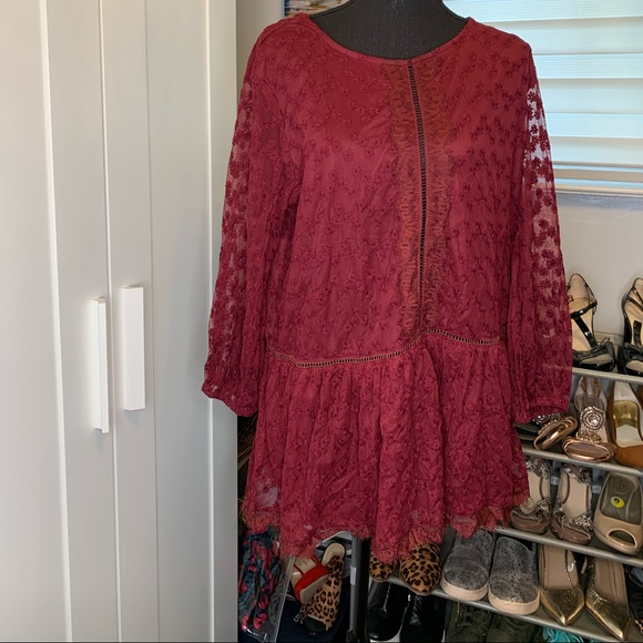 Lace top - Picture 3 of 4